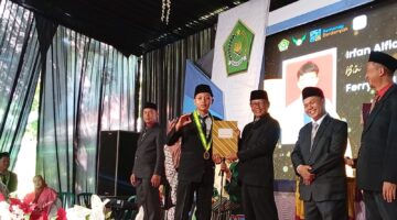 Luluskan 275 Siswa, MTsN 1 Magetan Luncurkan Logo Baru dan Siap Transformasi Jadi Madrasah Modern
